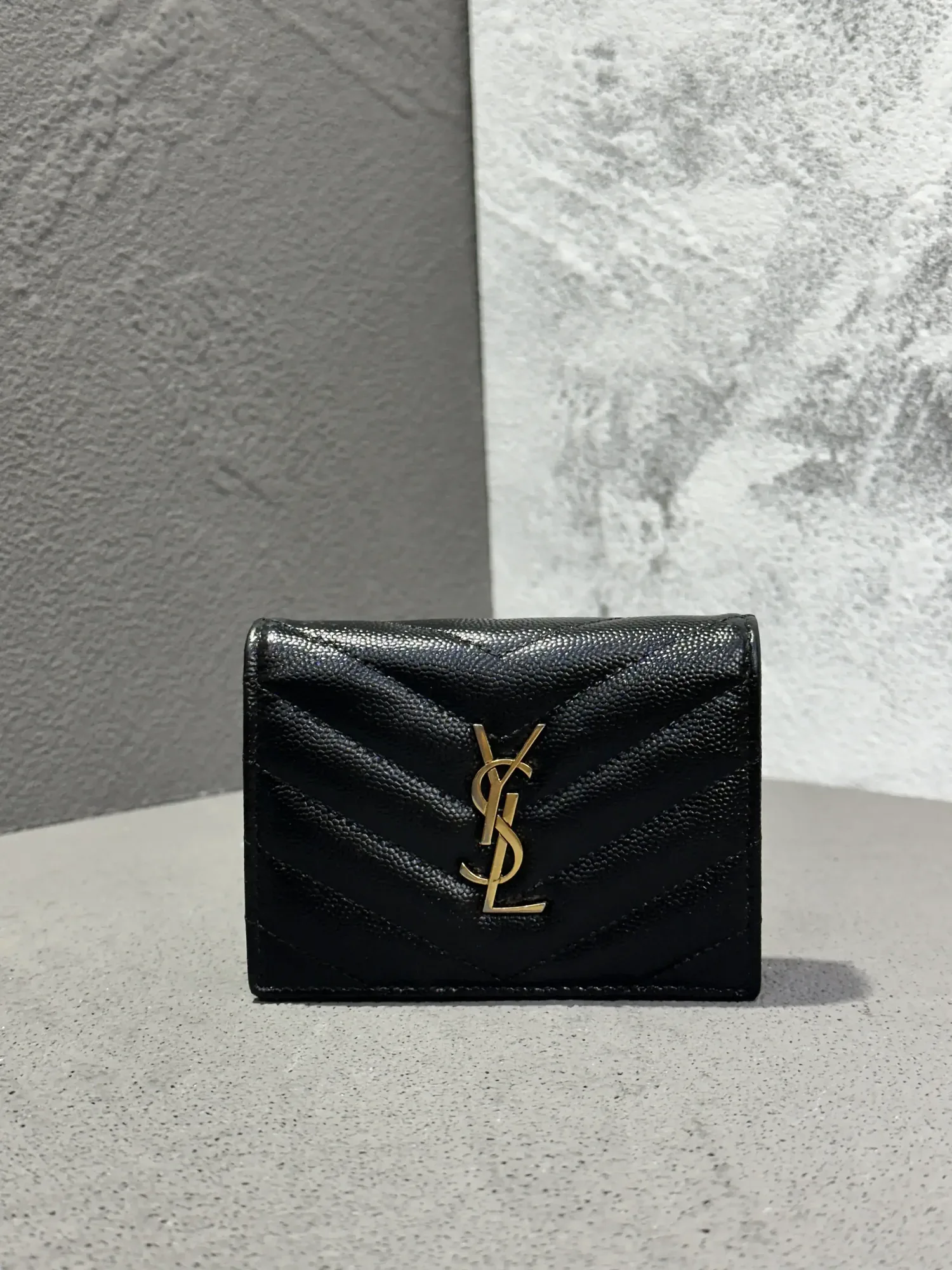 지갑 - 입생로랑 - 염색 - 모노그램 마틀라세 카드 반지갑 수선 후